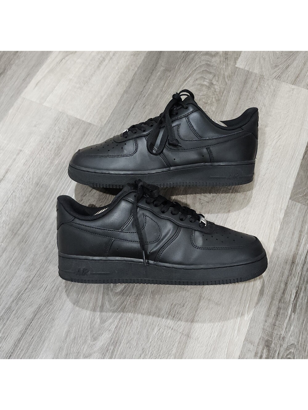 Nike Air Force 1 Low '07 Triple Black Mens 10.5 CW2288-001 Shoes Sneakers